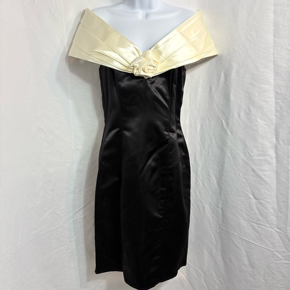 Vintage Gunne Sax by Jessica McClintock Off-Shoulder Satin Dress Black & Ivory
